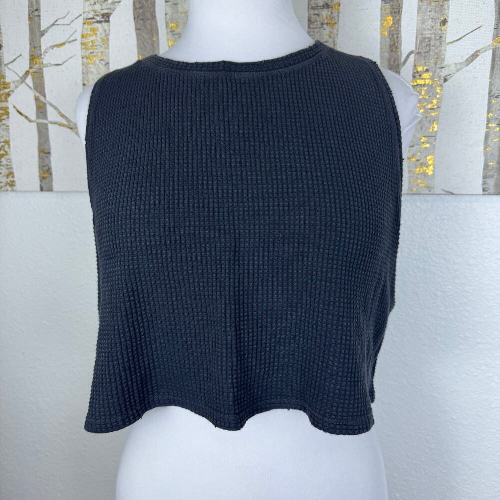 Offline by Aerie Cropped Waffle Muscle Tee Tank Black Medium